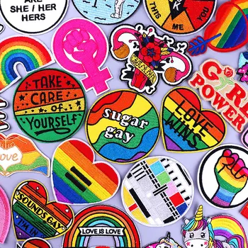 Gay LGBT Pride Žehlička na Škvrny na Oblečení Feministické Rainbow Oblečenie Thermoadhesive Patch pre Tkaniny Farebné Kolo Srdce Nálepky